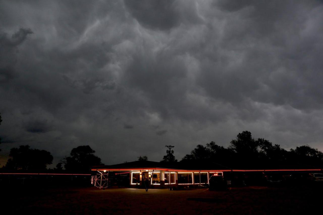 Raine Motel Valentine Bagian luar foto